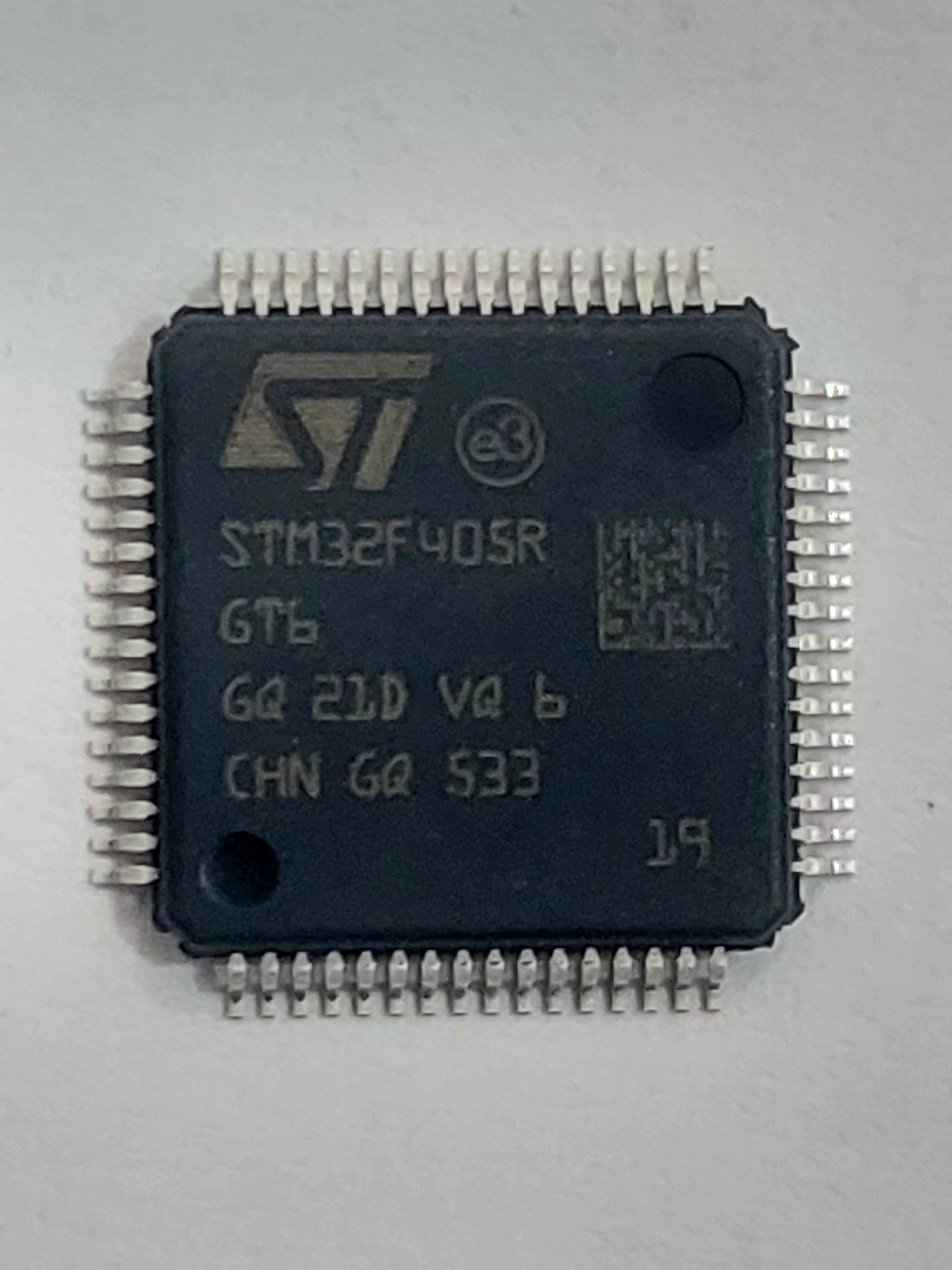 آی سی STM32F405RGT6